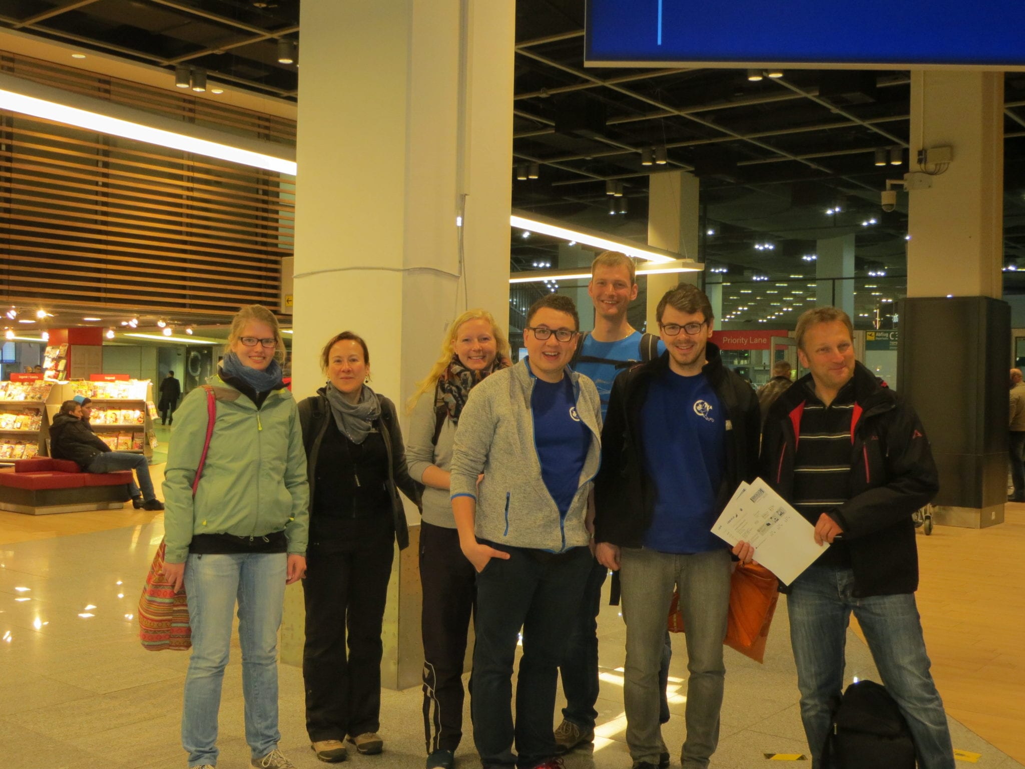 Projektreise 2015 vor dem Abflug Projektreise 2015 vor dem Abflug
